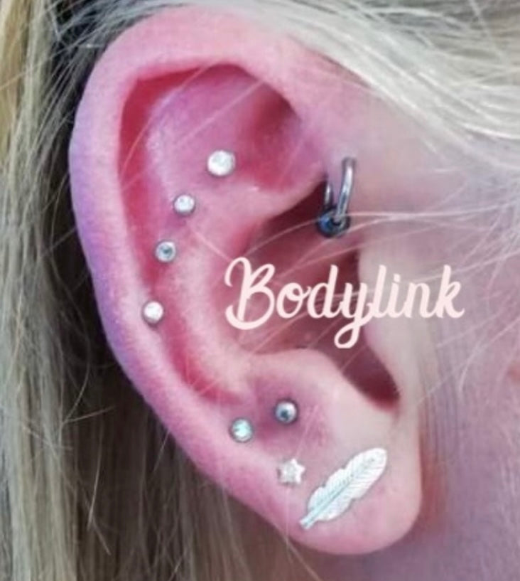 4 ear piercings