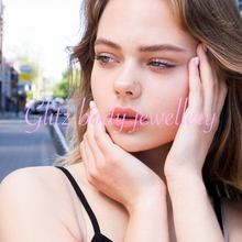 Load image into Gallery viewer, Nose flower

