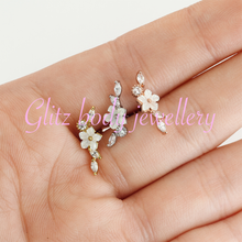 Load image into Gallery viewer, Tragus /diath ear cartilage

